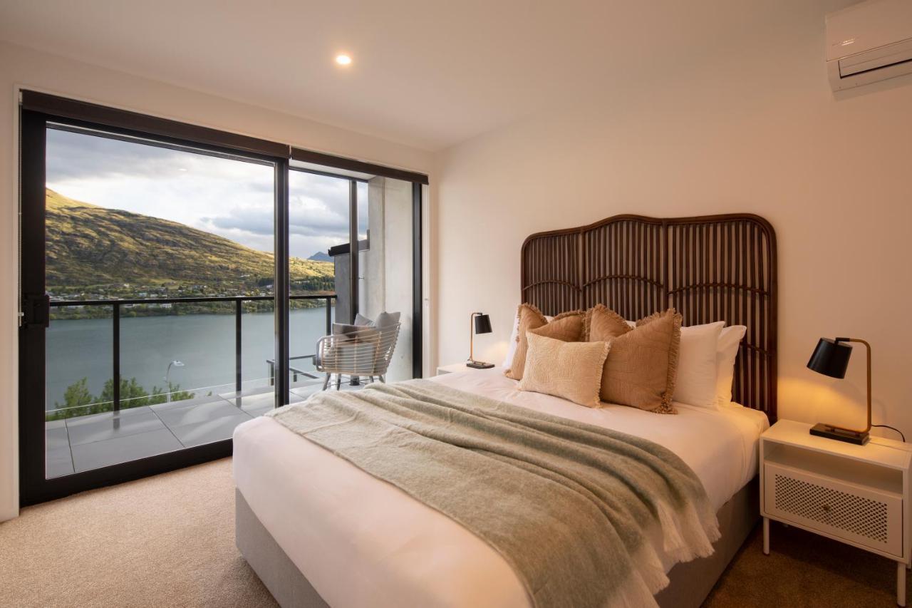 4 Bedroom Home With Elevated Views Of Lake Wakatipu & The Remarkables Κουίνσταουν Εξωτερικό φωτογραφία